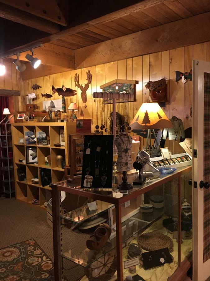 Manitou Lodge Forks Kültér fotó
