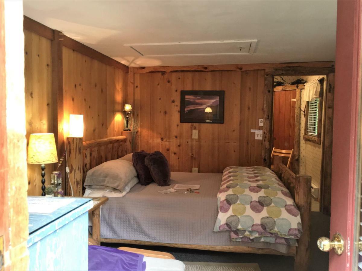 Manitou Lodge Forks Kültér fotó
